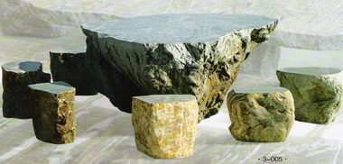 ריהוט גן במראה טבעי פראי