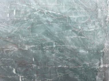 קוורציט אמרלד בלו גרין