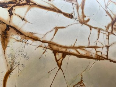 קוורציט בלו רומא