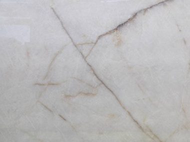 קוורציט לומיקס מבריק