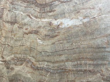 קוורציט נקראדו מוברש